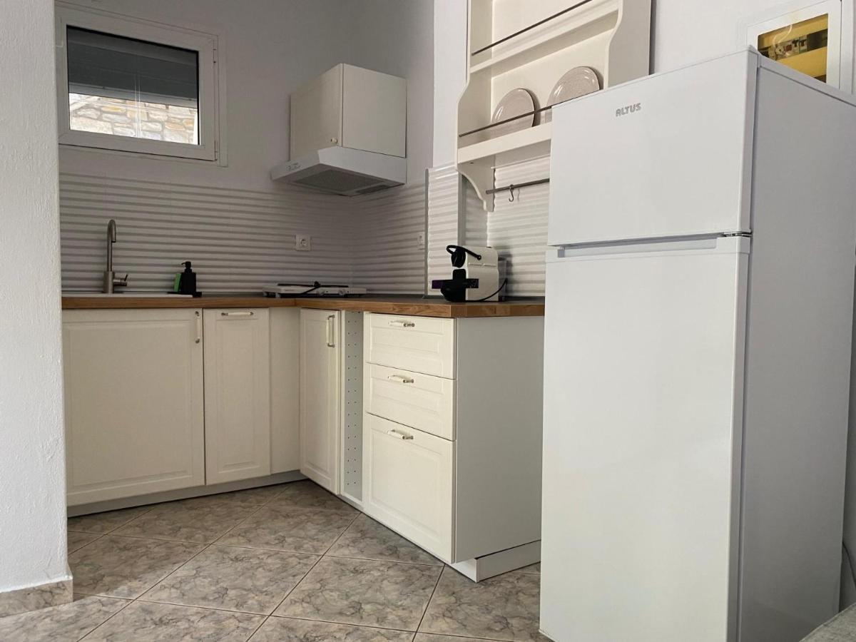 Alikí Petra Mare Apartments מראה חיצוני תמונה